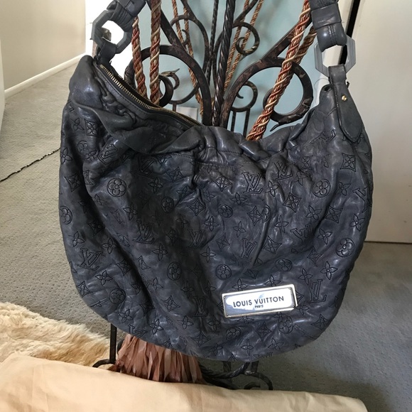 Handbag - Picture 2 of 2